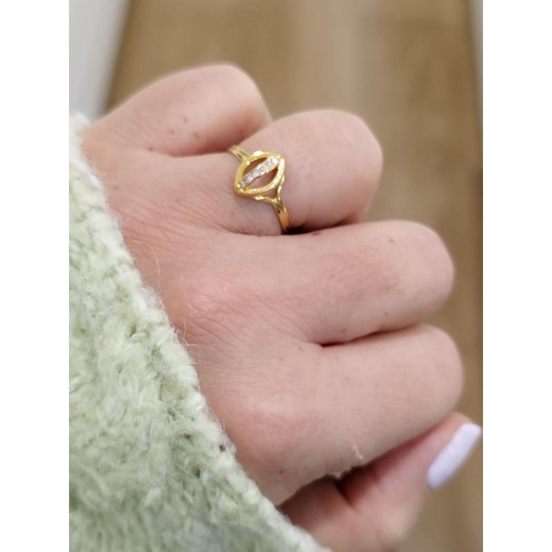 ANILLO MARIETA . ORO 18K