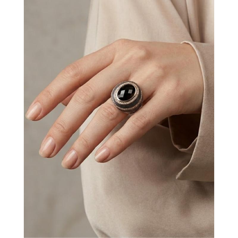 ANILLO TOPACIO. Plata